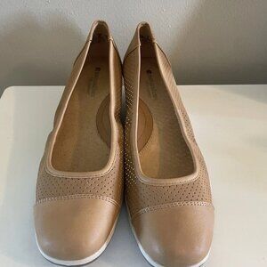 Naturalizer Womens Bartow Casual Wedge Womens Size 10 Beige